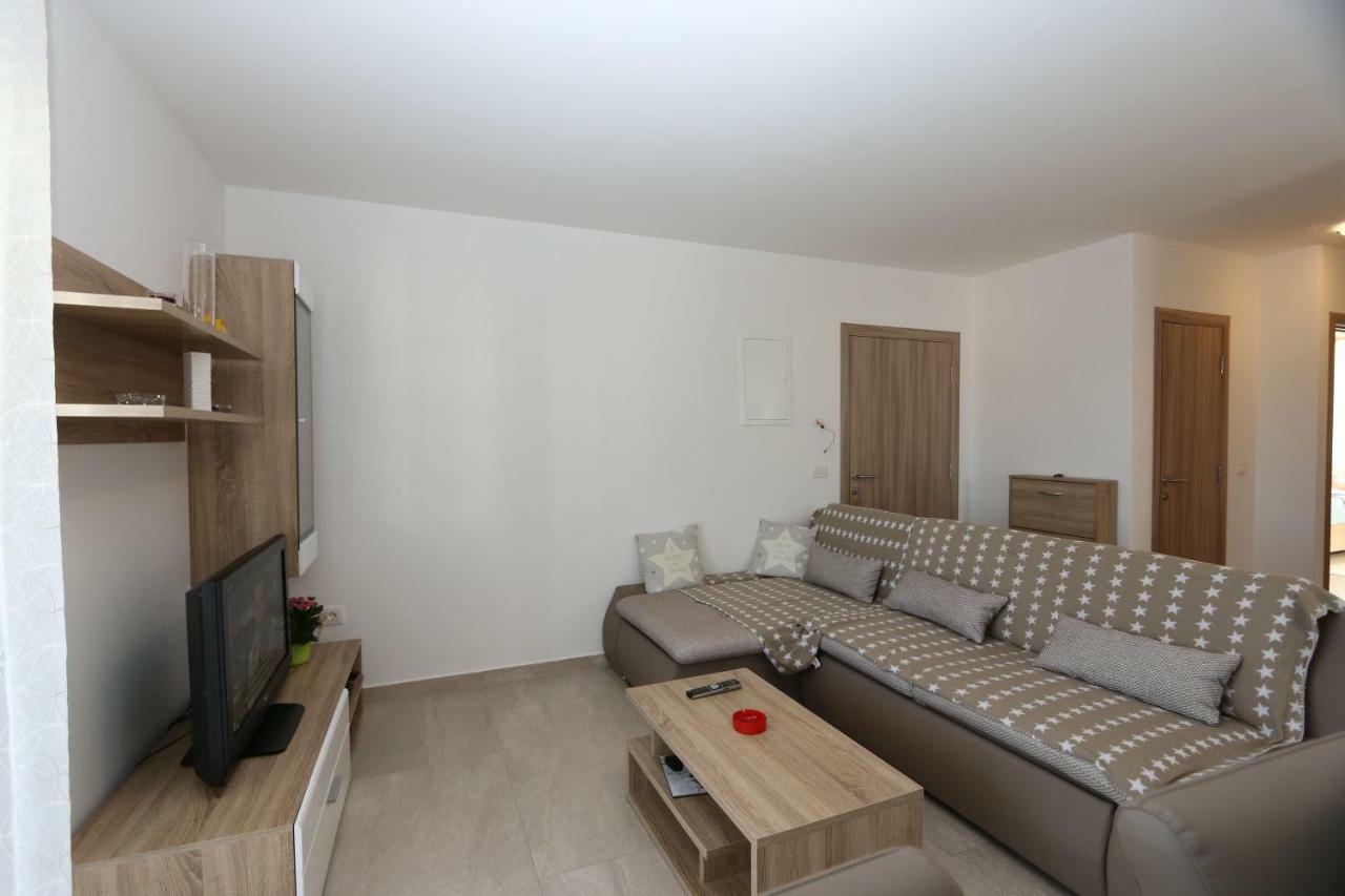 Apartment Samsa Mirica Čižići Eksteriør billede