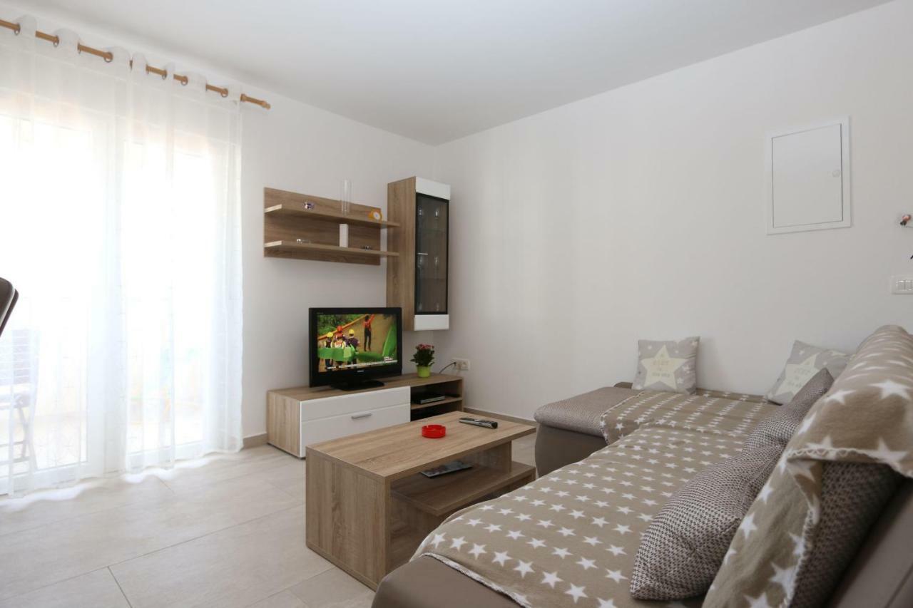 Apartment Samsa Mirica Čižići Eksteriør billede